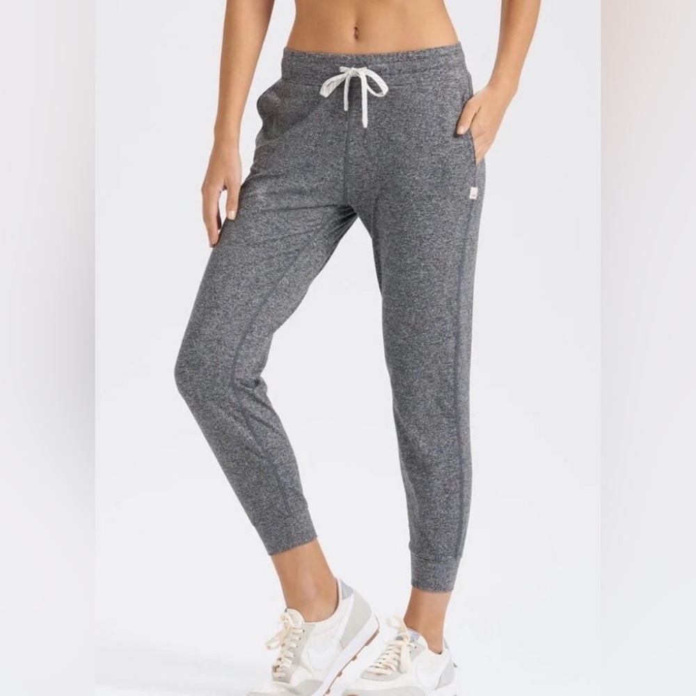 VUORI grey jogger XL